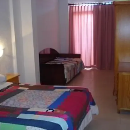La Barraca Guest house 2*